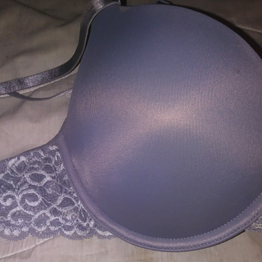 Shimmery Grey Lacy-Strapped Push-Up Bra